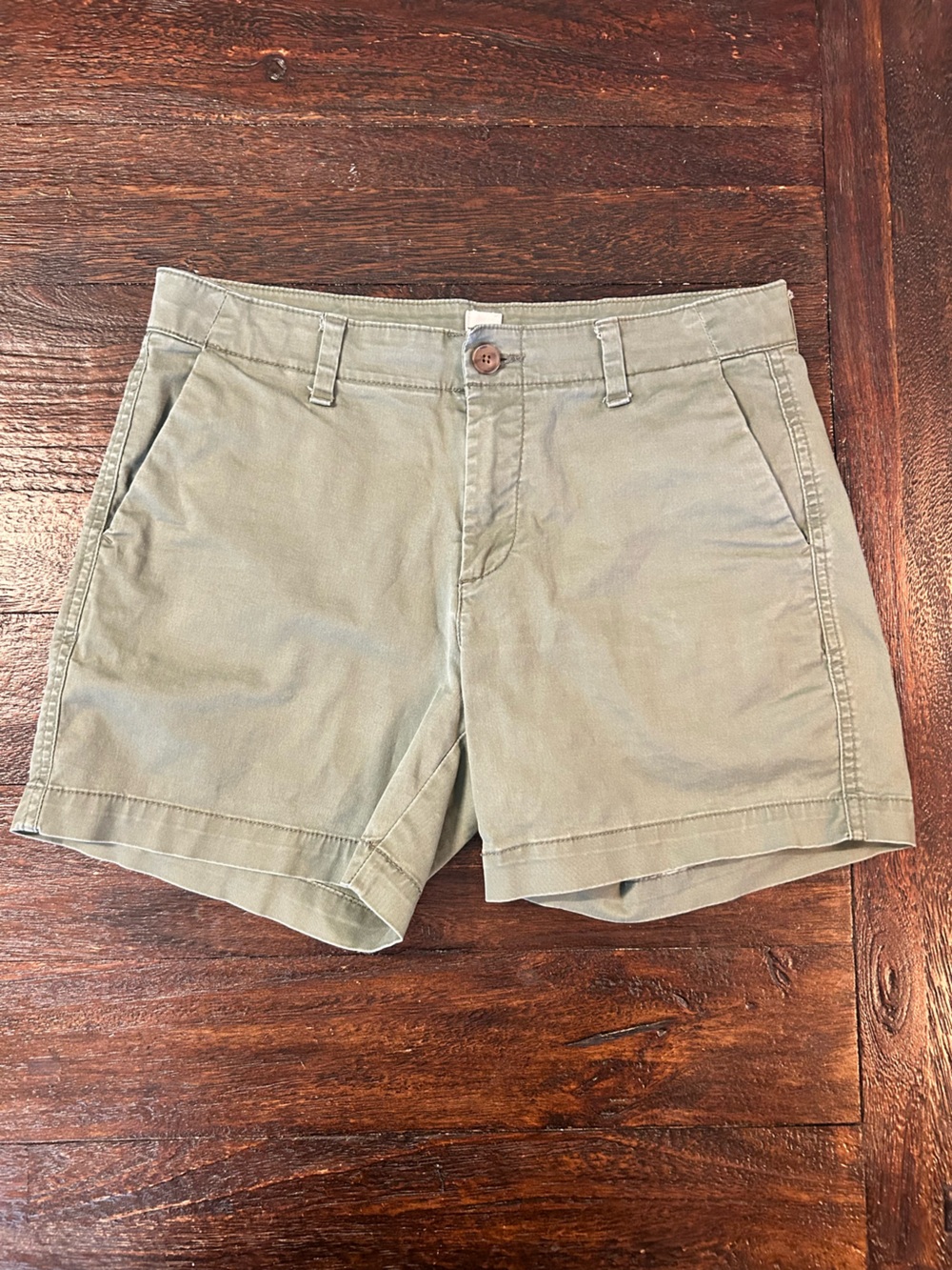 GAP Olive Chino Cotton Shorts - 5”